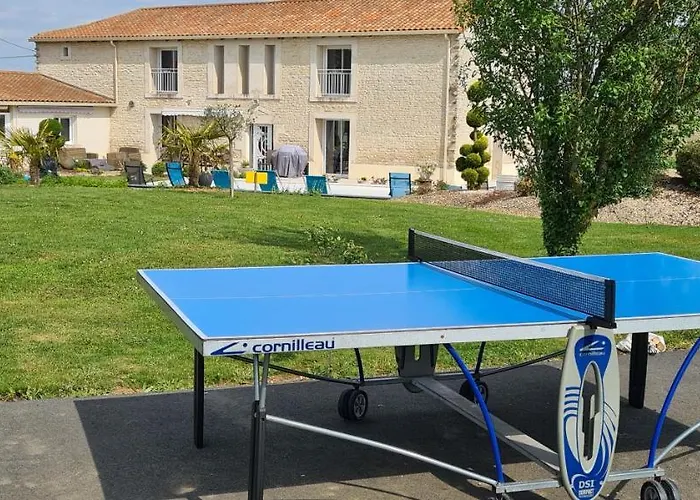 Et Mobile La Gloriette Proche Futuroscope Appartement *