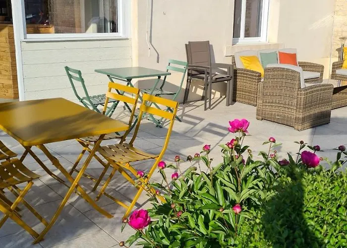 Et Mobile La Gloriette Proche Futuroscope Appartement *