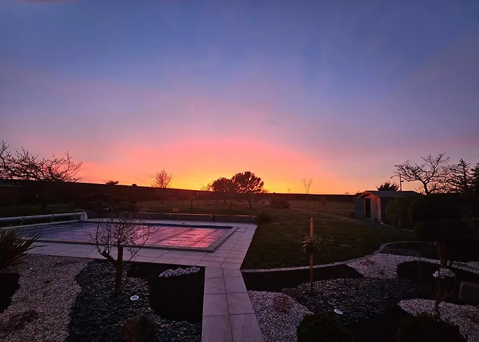 Et Mobile La Gloriette Proche Futuroscope