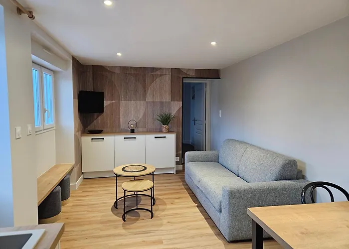 Et Mobile La Gloriette Proche Futuroscope Appartement *